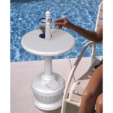 Smokers' Outpost - Patio Model with Table