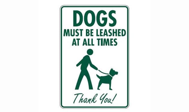 Dogs on hot sale leash sign